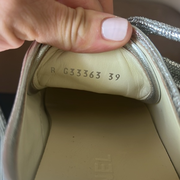 Chanel SILVER Laminated Lambskin Sneakers - Size 39 - Picture 6 of 6